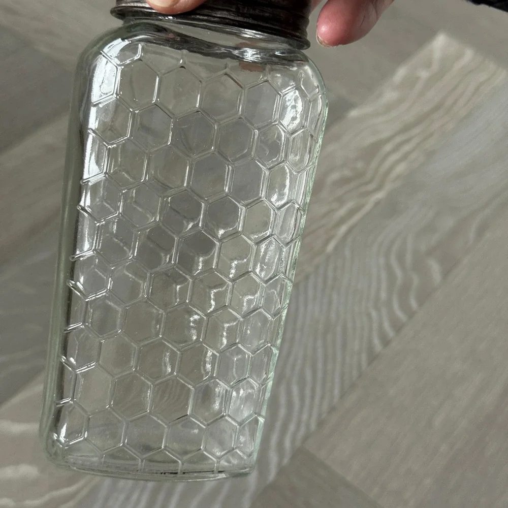 Honeycomb Glass Flower Frog Vase Rustic Metal Wire Lid Clear Bee Pattern 6.5in